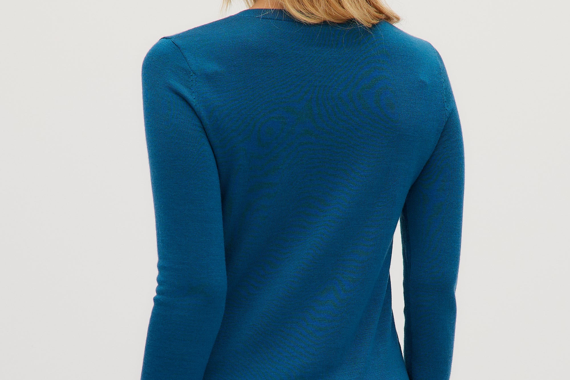 Peacock Merino wool V-neck sweater back