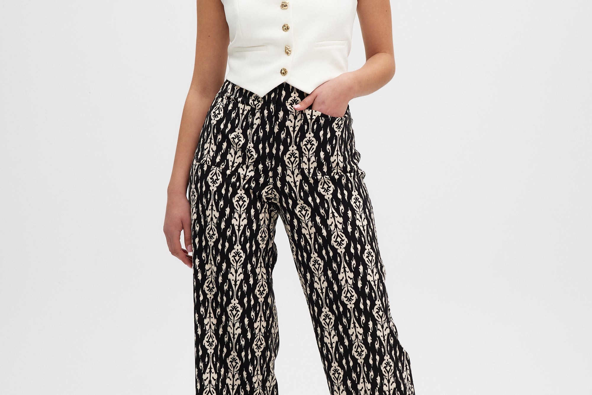 Black Wide leg printed pants front